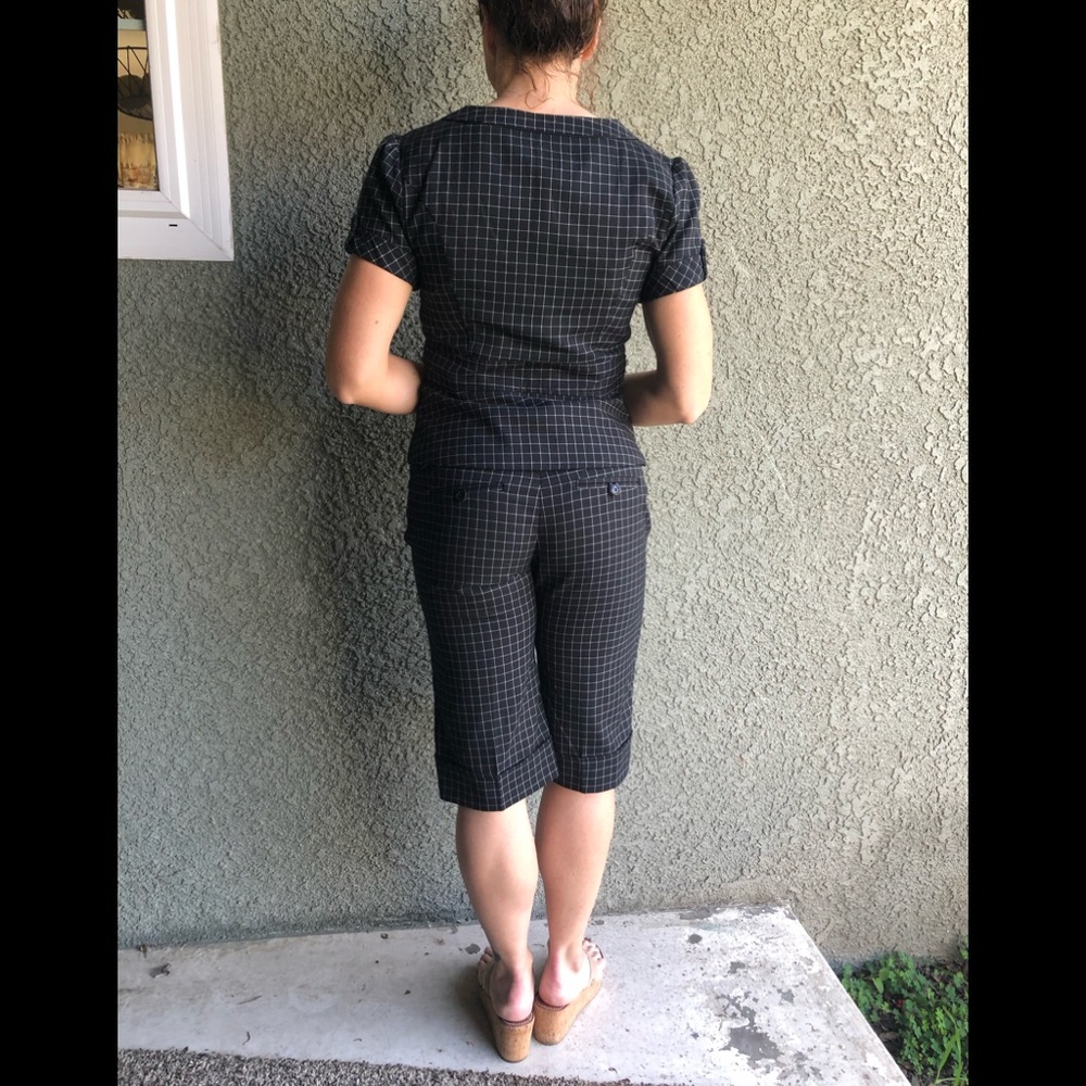 Matching suit set - Picture 3 of 9